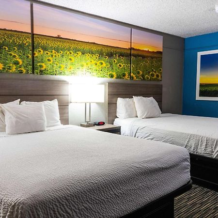 Days Inn By Wyndham N.W. Medical Center San Antonio Exteriör bild