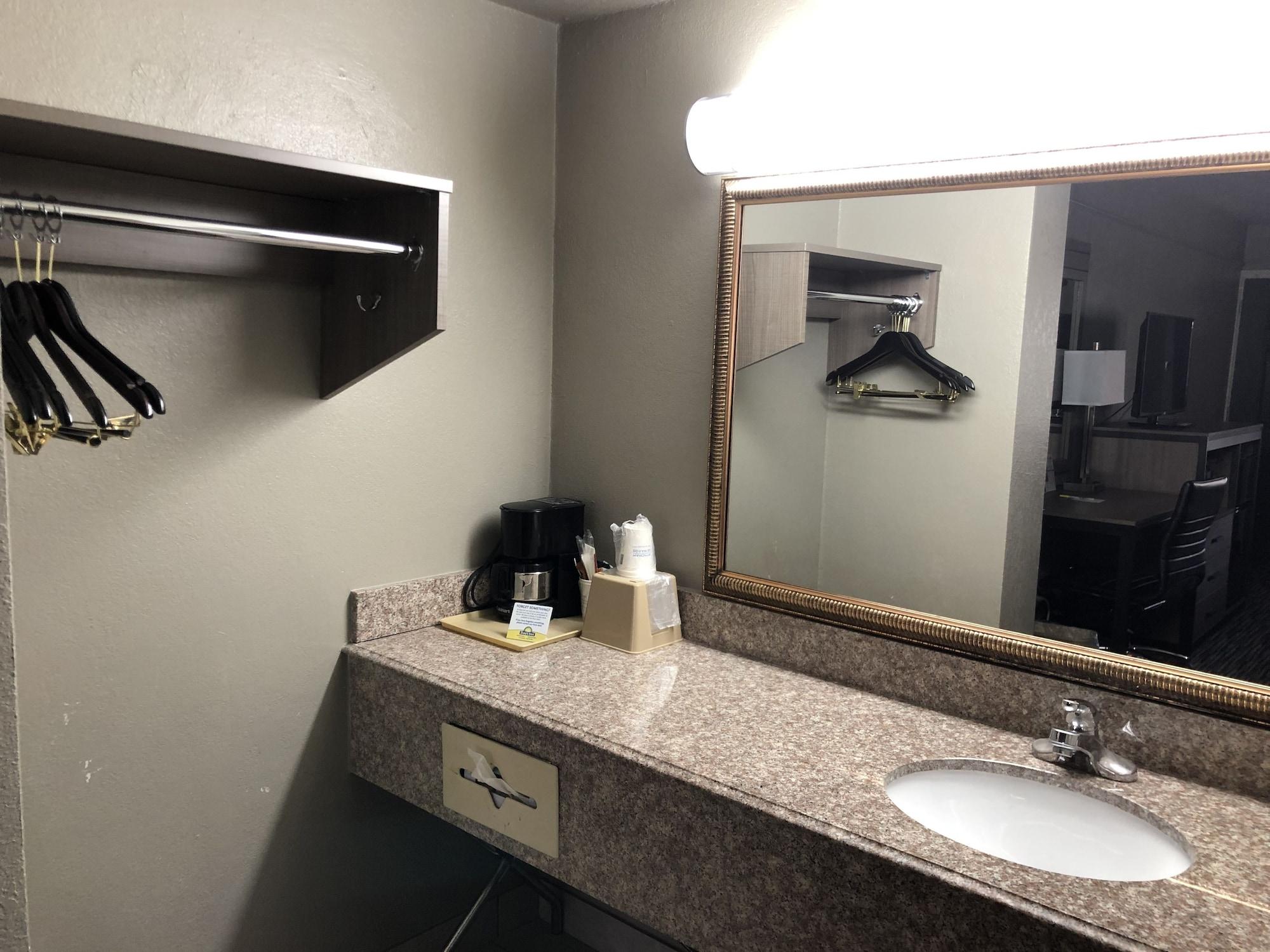 Days Inn By Wyndham N.W. Medical Center San Antonio Exteriör bild