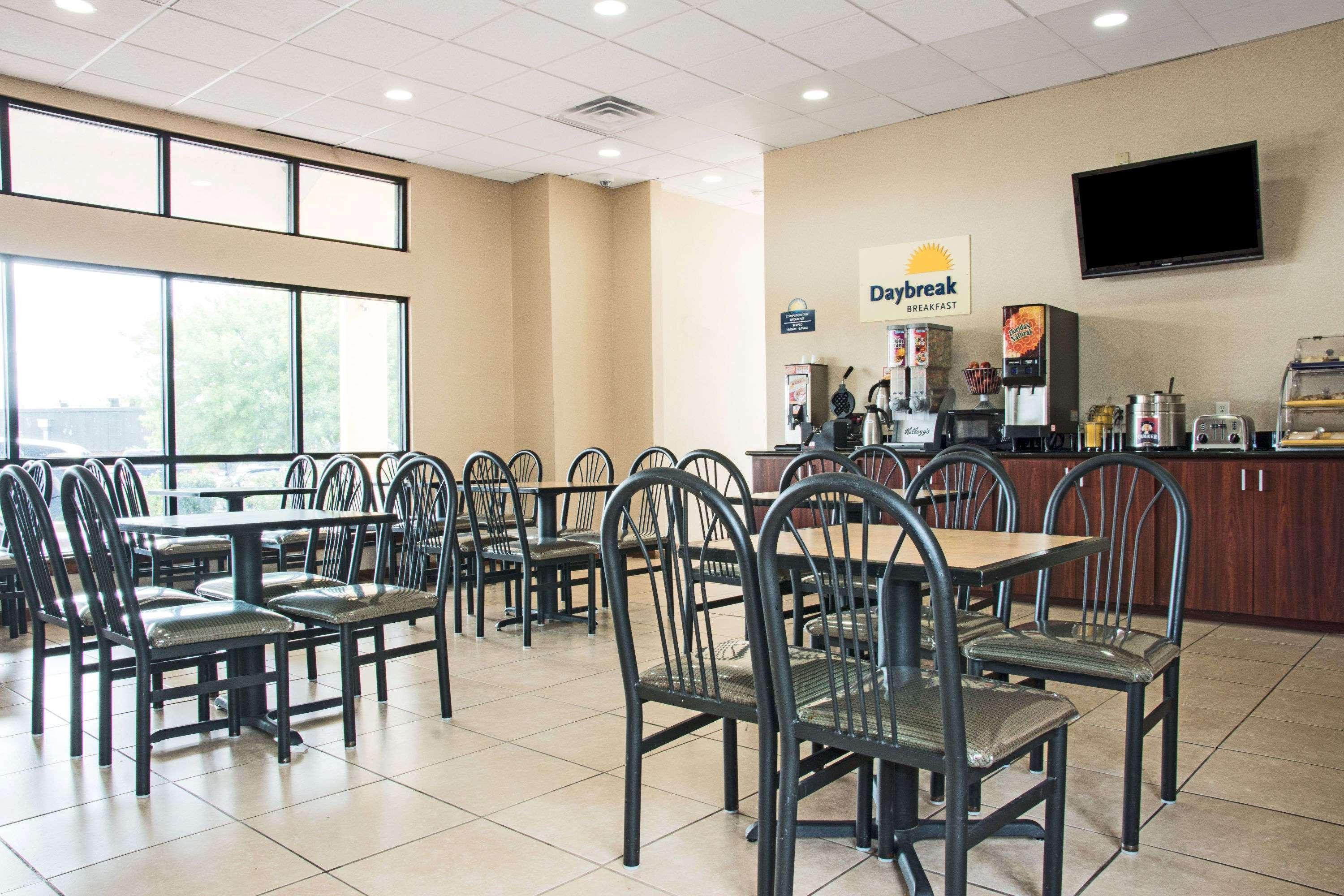 Days Inn By Wyndham N.W. Medical Center San Antonio Exteriör bild